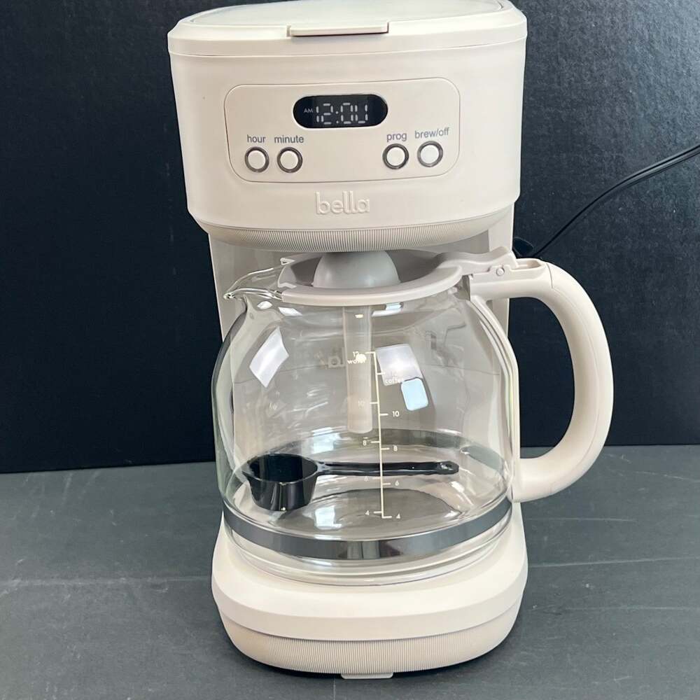 Bella 12 Cup Programmable Coffee Maker White CMD1011-UL Reusable Filter NWOB
